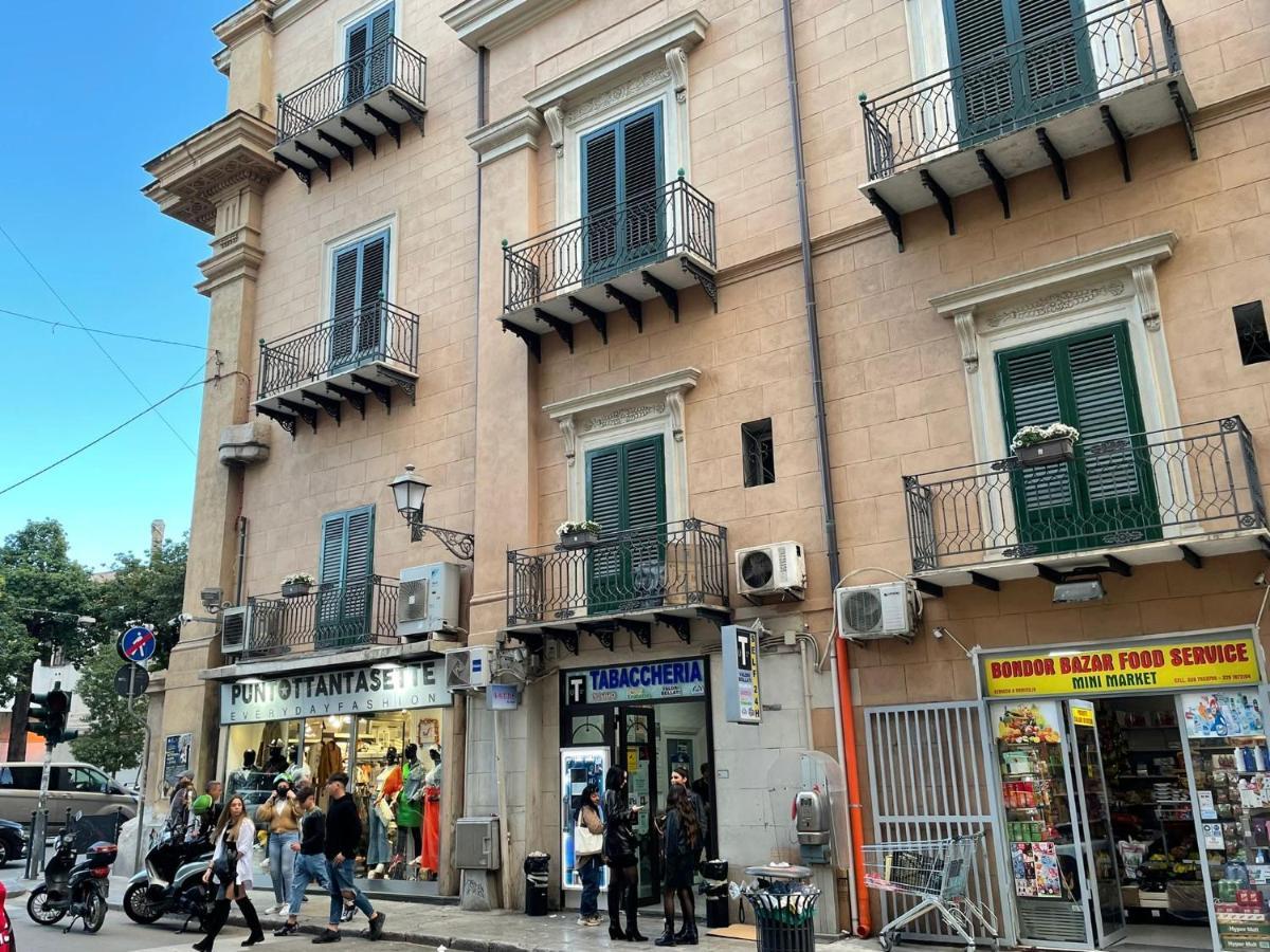Hotel Casa Vittoria à Palerme Extérieur photo